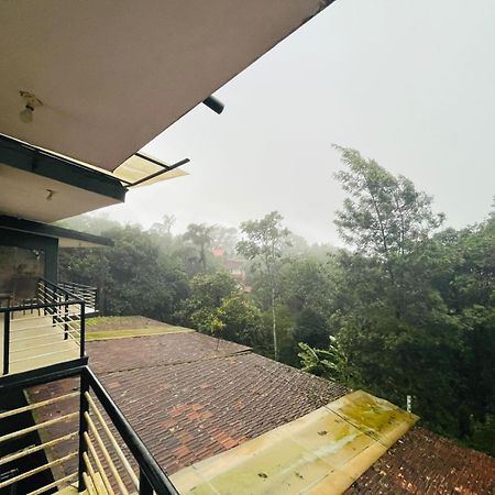 Red Stone Villas Coorg Madikeri Exterior photo