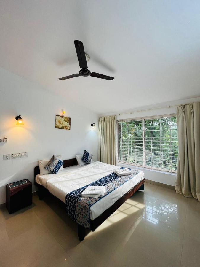 Red Stone Villas Coorg Madikeri Exterior photo