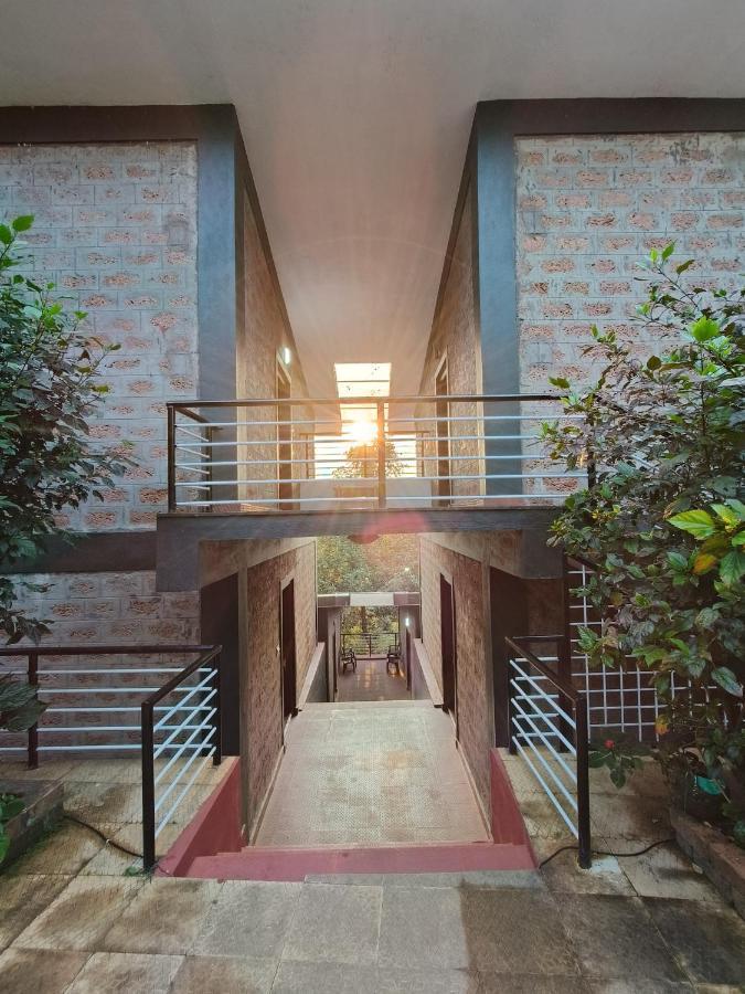 Red Stone Villas Coorg Madikeri Exterior photo