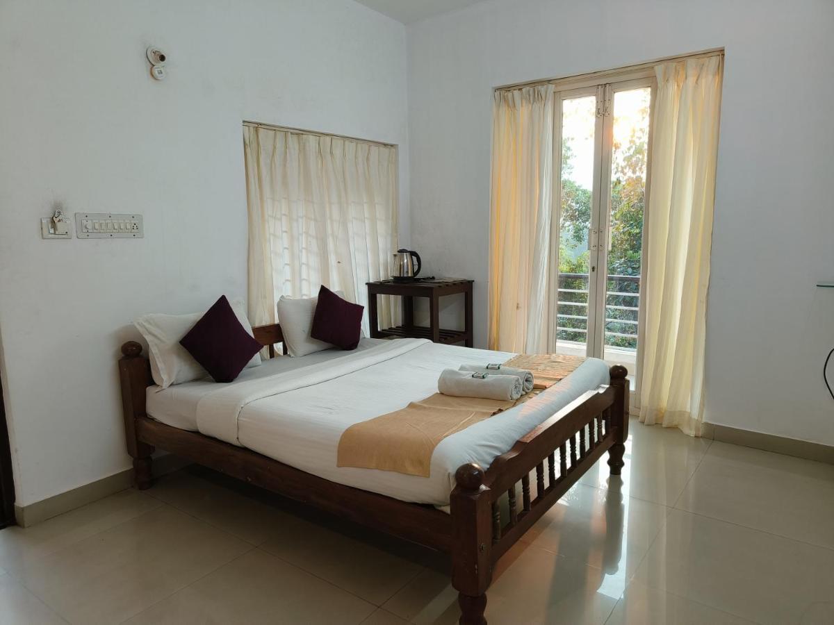 Red Stone Villas Coorg Madikeri Exterior photo