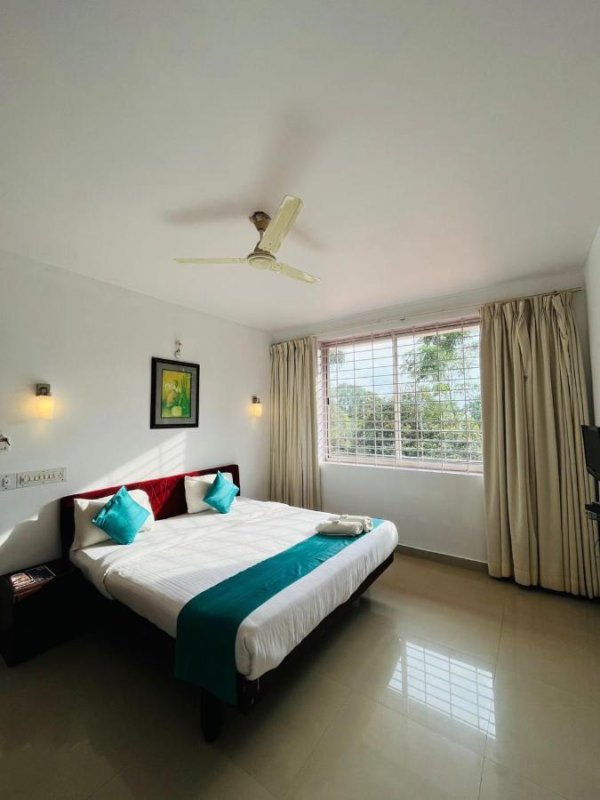 Red Stone Villas Coorg Madikeri Exterior photo