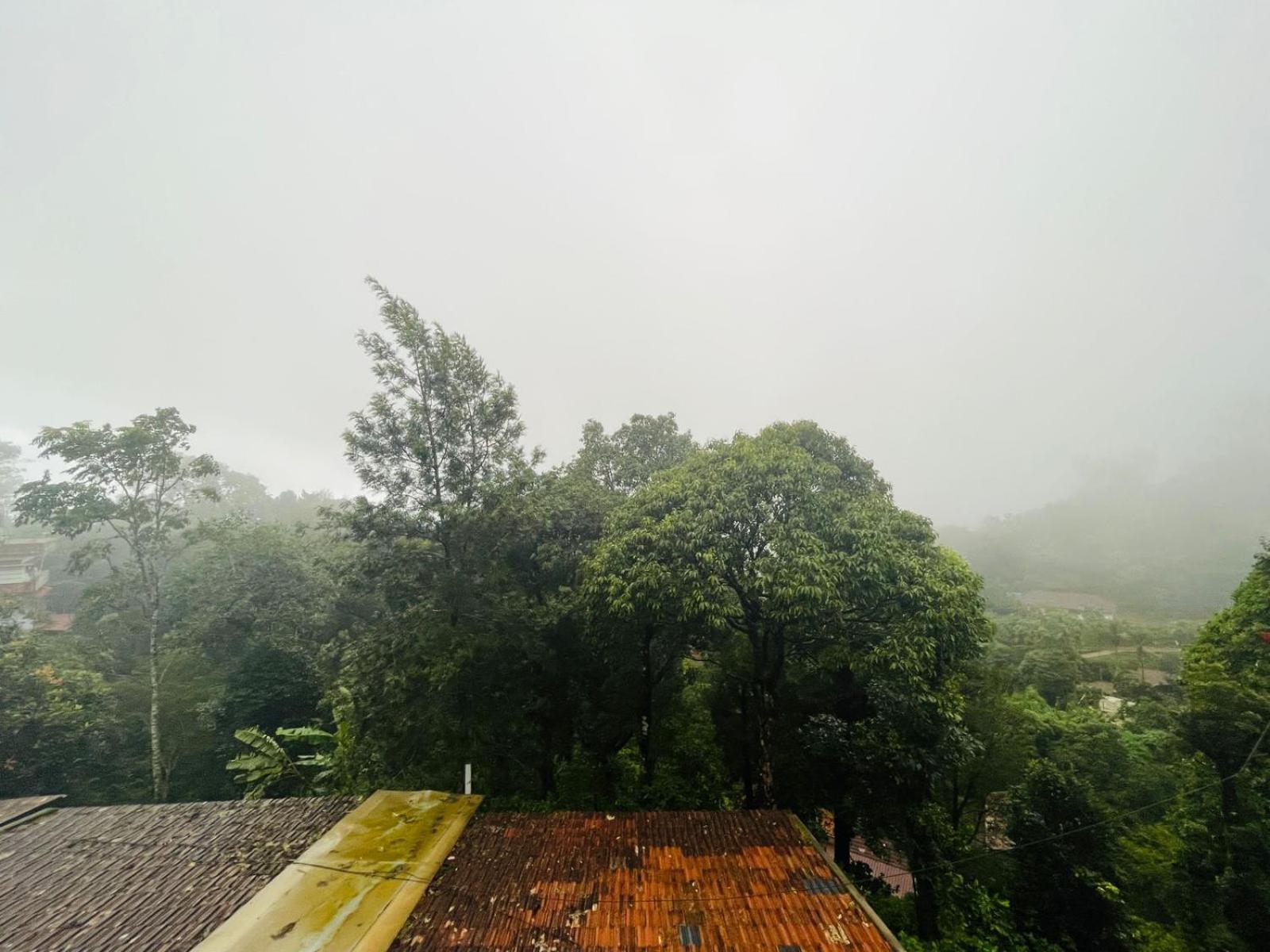 Red Stone Villas Coorg Madikeri Exterior photo